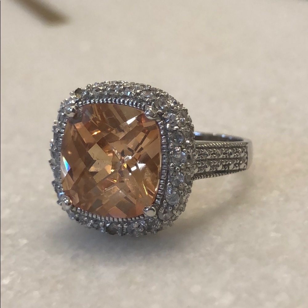 🔥Sterling Silver cushion Cut Champagne Ring